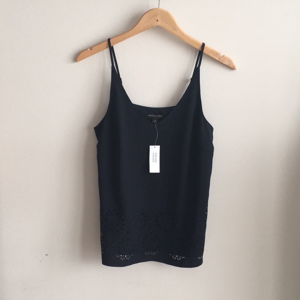 🆕 Banana Republic Factory Strappy Tank Top